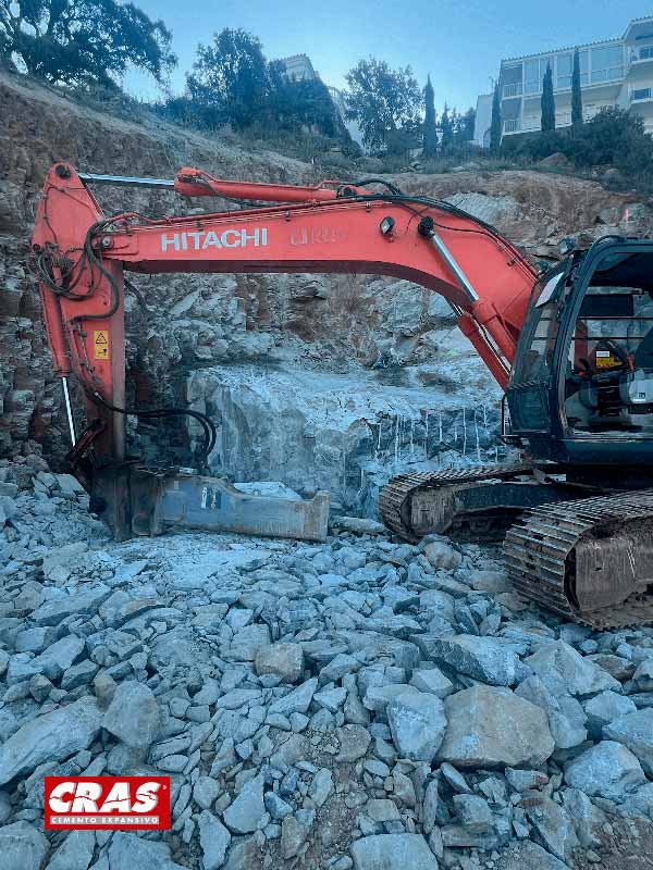 Excavación realizada tras utilización de CRAS AZUL